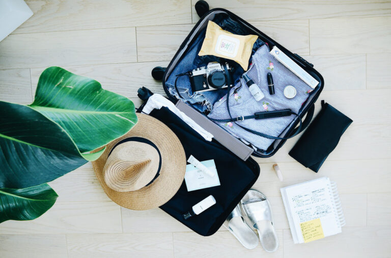 Apartment Hotel Packing Tips: A Master Guide to Hybrid Residency