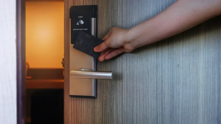 Apartment Hotel Safety Tips: A Master Guide to Vertical Resilience